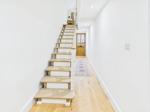 Entrance Hallway- click for photo gallery